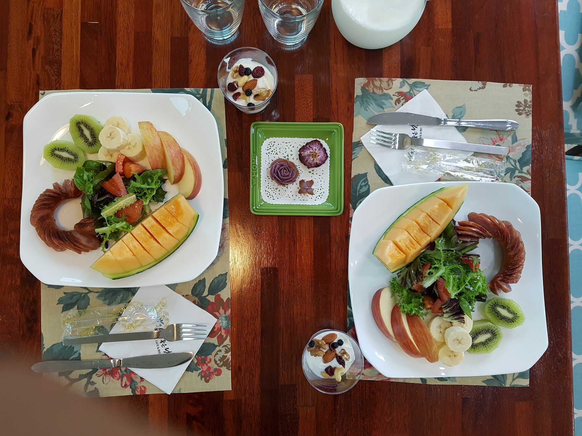 Wind Jeju Cafe & Pension Согвипхо Экстерьер фото
